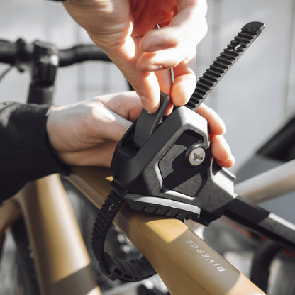Thule EasyFold XT Fahrradträger, Fahrradträger Anhängerkupplung Black/Aluminum, 2 Bikes