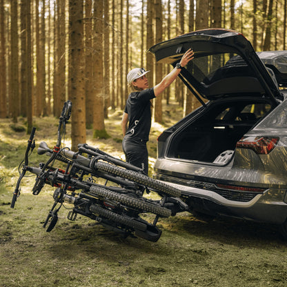 Thule EasyFold XT Fahrradträger, Fahrradträger Anhängerkupplung Black/Aluminum, 2 Bikes